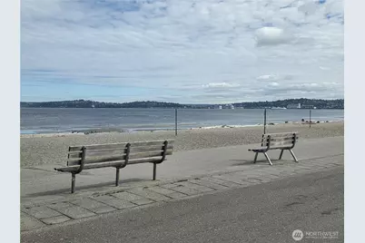 2452 Alki Avenue SW, Seattle, WA 98116 - Photo 25