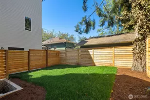 7330 25th Ave NW, Seattle, WA 98117 - Photo 19