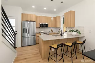 7330 25th Ave NW, Seattle, WA 98117 - Photo 7