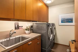 715 2nd Ave, Seattle, WA 98104 - Photo 39