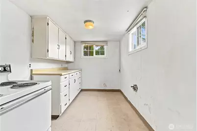 904 SE Birch Avenue, College Place, WA 99324 - Photo 35
