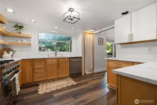 3331 SE Summer Pl, Port Orchard, WA 98366 - Photo 3
