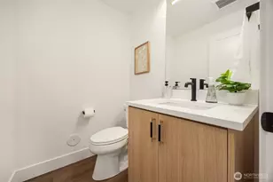 1502 N 100th St, Seattle, WA 98133 - Photo 7