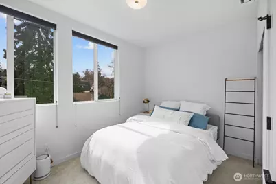 712 W Bertona Street #a, Seattle, WA 98119 - Photo 17