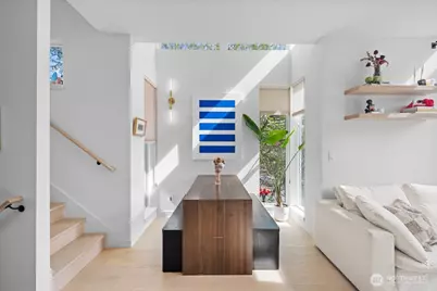 712 W Bertona Street #a, Seattle, WA 98119 - Photo 7