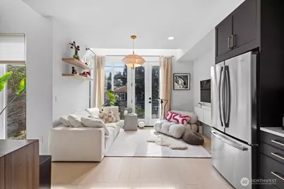 712 W Bertona Street #a, Seattle, WA 98119 - Photo 3