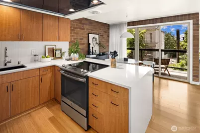905 Cherry Street #205, Seattle, WA 98104 - Photo 7