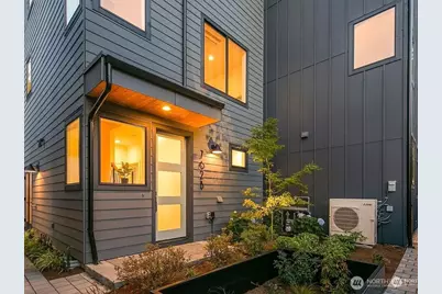 762 N 65th Street #B, Seattle, WA 98103 - Photo 1