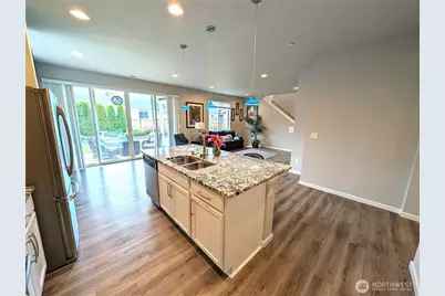 8406 57th Place NE, Marysville, WA 98270 - Photo 11