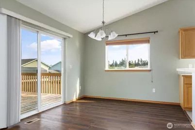 1667 NW Almond Loop, Oak Harbor, WA 98277 - Photo 7