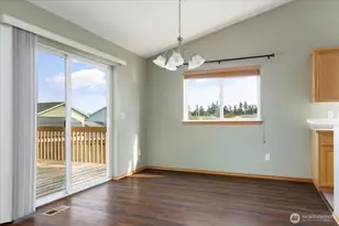 1667 NW Almond Loop, Oak Harbor, WA 98277 - Photo 7