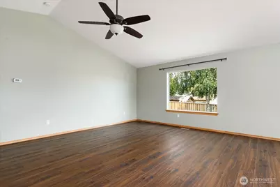 1667 NW Almond Loop, Oak Harbor, WA 98277 - Photo 5