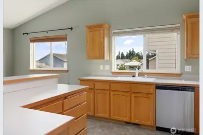 1667 NW Almond Loop, Oak Harbor, WA 98277 - Photo 11