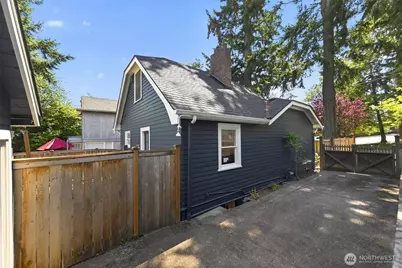 3806 E Galer Street, Seattle, WA 98112 - Photo 27