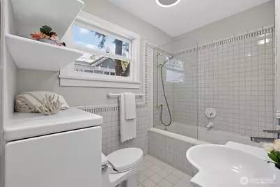 3806 E Galer Street, Seattle, WA 98112 - Photo 15