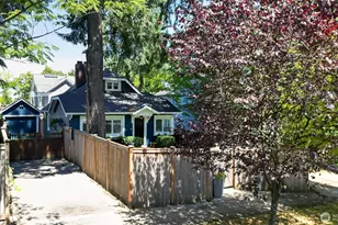 3806 E Galer St, Seattle, WA 98112 - Photo 3