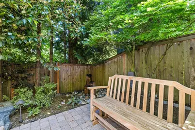 716 99th Avenue NE, Bellevue, WA 98004 - Photo 35