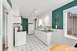 4806 Purdue Ave NE, Seattle, WA 98105 - Photo 11