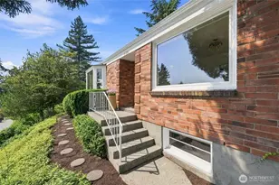 4806 Purdue Ave NE, Seattle, WA 98105 - Photo 3