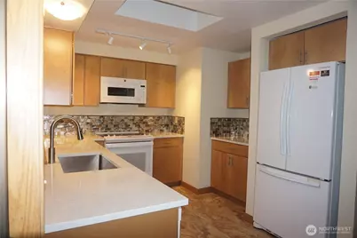 10108 3rd Place SE, Lake Stevens, WA 98258 - Photo 9