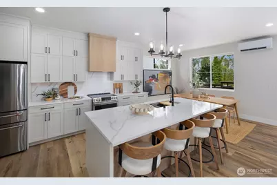 9430 Olson Place SW, Seattle, WA 98106 - Photo 11