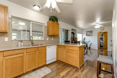 212 2nd Avenue N, Algona, WA 98001 - Photo 9