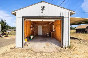 135 E Broadway St, Goldendale, WA 98620 - Photo 23