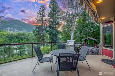 9690 East Leavenworth Road, Leavenworth, WA 98826 - Photo 11