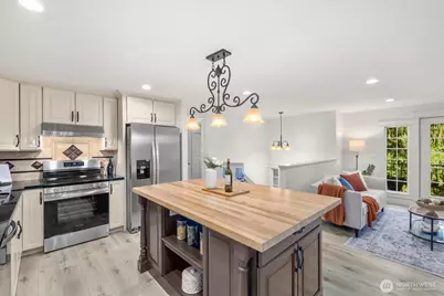 153 221st Avenue NE, Sammamish, WA 98074 - Photo 15