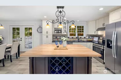 153 221st Avenue NE, Sammamish, WA 98074 - Photo 13
