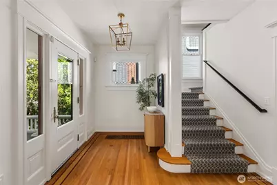 918 18th Avenue E, Seattle, WA 98122 - Photo 3