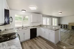 5151 E Pickering Rd, Shelton, WA 98584 - Photo 11