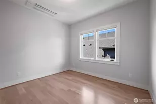 2910 9th Ave W, Seattle, WA 98119 - Photo 29