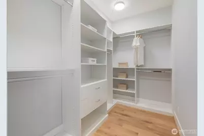 2910 9th Avenue W, Seattle, WA 98119 - Photo 25