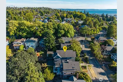 2910 9th Avenue W, Seattle, WA 98119 - Photo 39