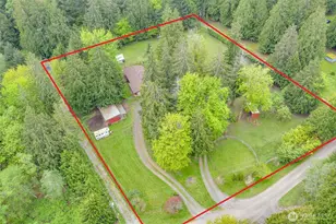 472 Iris Ln, Camano Island, WA 98282 - Photo 5