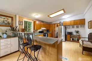 472 Iris Ln, Camano Island, WA 98282 - Photo 11