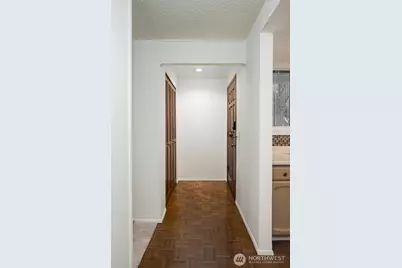 7571 Old Redmond Rd. #2, Redmond, WA 98052 - Photo 5