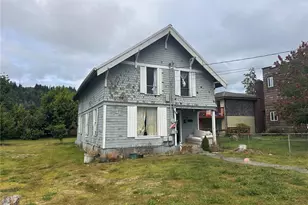 2739 Pacific Ave, Hoquiam, WA 98550 - Photo 1