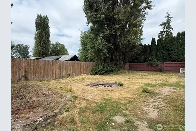 603 Kansas Street SW #1 & 2, Orting, WA 98360 - Photo 29