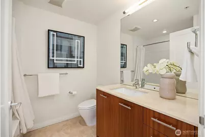 500 106th Avenue NE #3705, Bellevue, WA 98004 - Photo 17