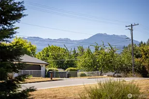 1206 W 15th St, Port Angeles, WA 98363 - Photo 9