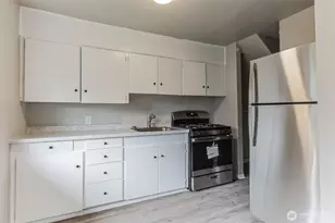 2821 2831 NE Center St, Bremerton, WA 98310 - Photo 23