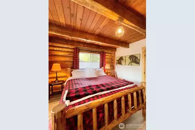 3255 S East Camano Drive, Camano Island, WA 98282 - Photo 11