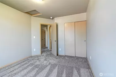 14413 Sandy Glen E, Puyallup, WA 98375 - Photo 17