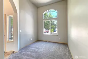 14413 Sandy Glen E, Puyallup, WA 98375 - Photo 5