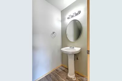 14413 Sandy Glen E, Puyallup, WA 98375 - Photo 9