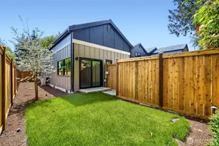13024 Corliss Ave N, Seattle, WA 98133 - Photo 25