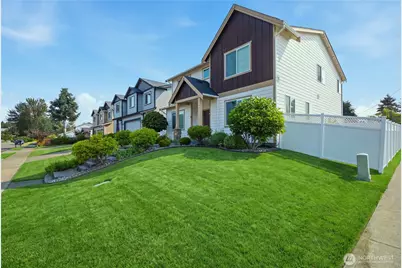9323 S Ainsworth Avenue, Tacoma, WA 98444 - Photo 3