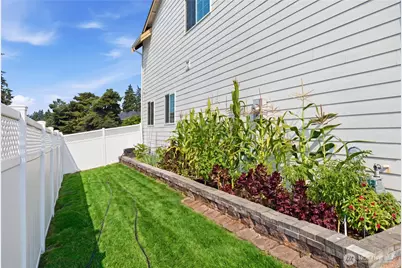 9323 S Ainsworth Avenue, Tacoma, WA 98444 - Photo 7